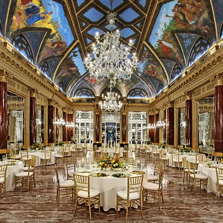 The St. Regis 5*