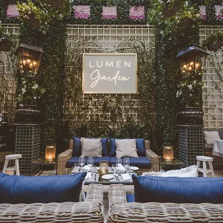 The St. Regis 5*