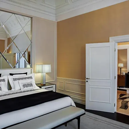 The St. Regis 5*