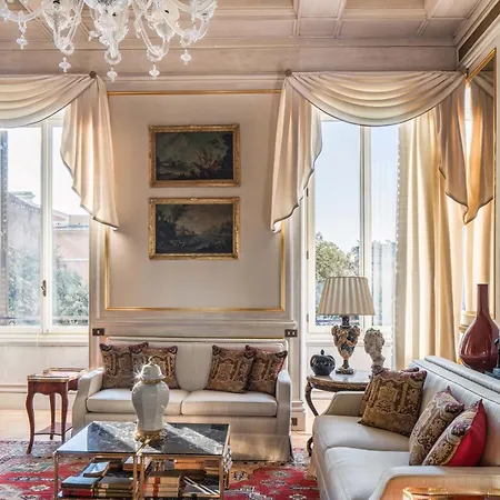 The St. Regis 5* Róma