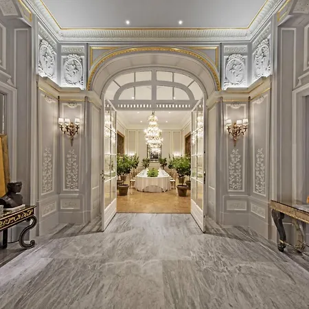 The St. Regis 5* Róma