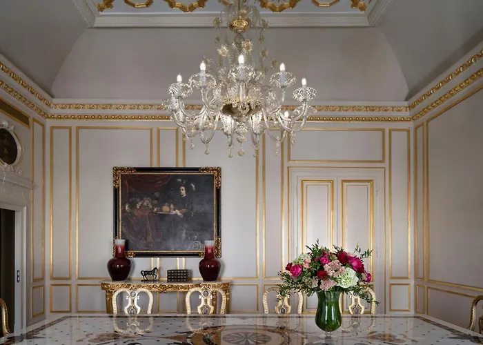 Szálloda The St. Regis 5*