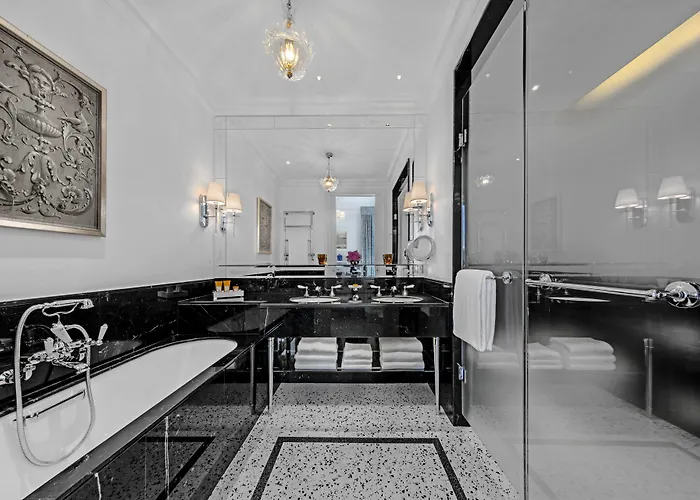 The St. Regis Szálloda 5*