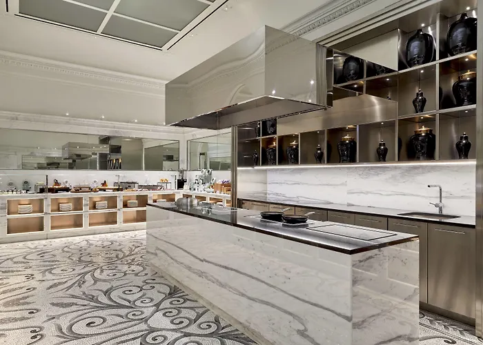 The St. Regis Szálloda 5*