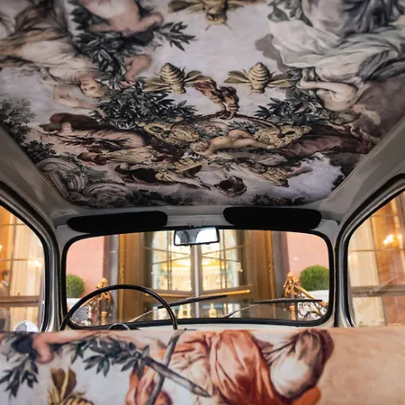 Szálloda The St. Regis 5*