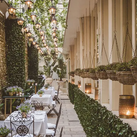 The St. Regis 5*